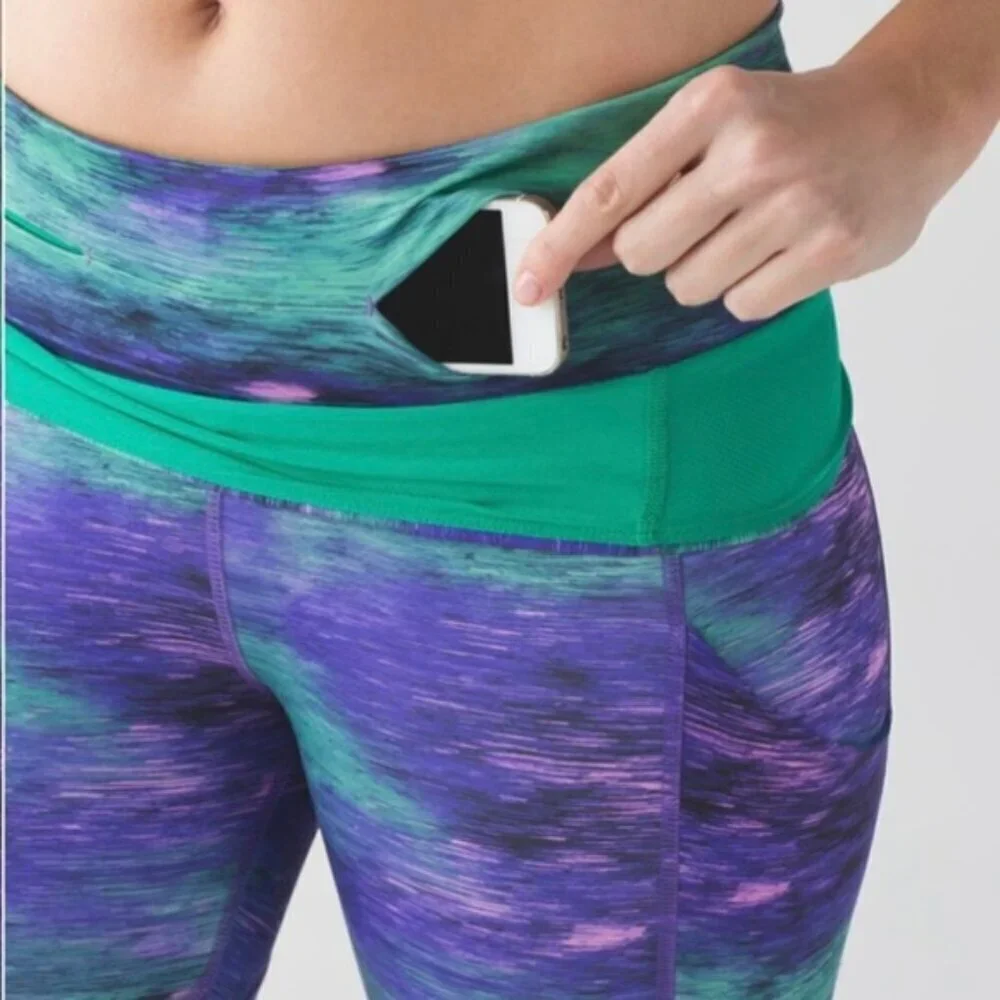 Lululemon Time to Shine Tight Rio Nights Multi size 12